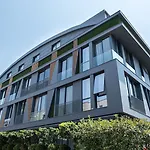 Loft 1502 3*