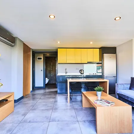 Aparthotel Loft 1502 2*